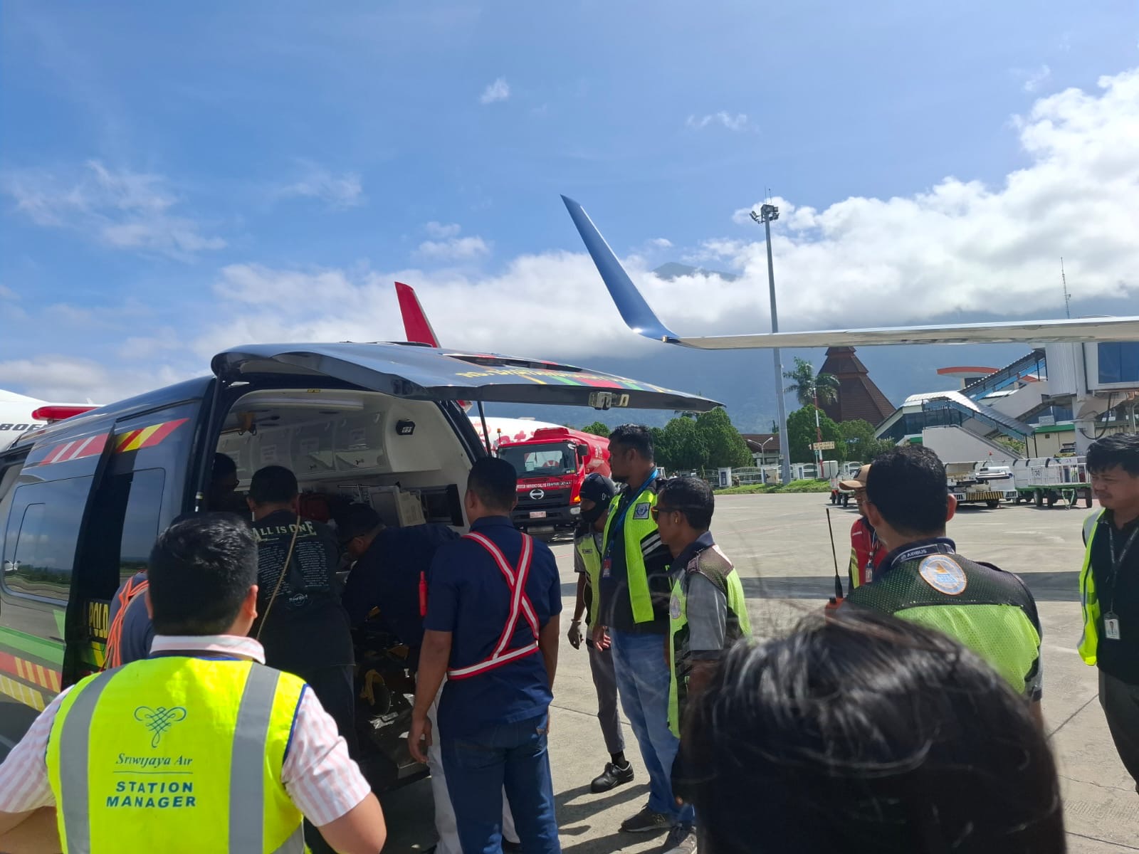 d95cb6d7-e649-42bd-9983-25306212d089