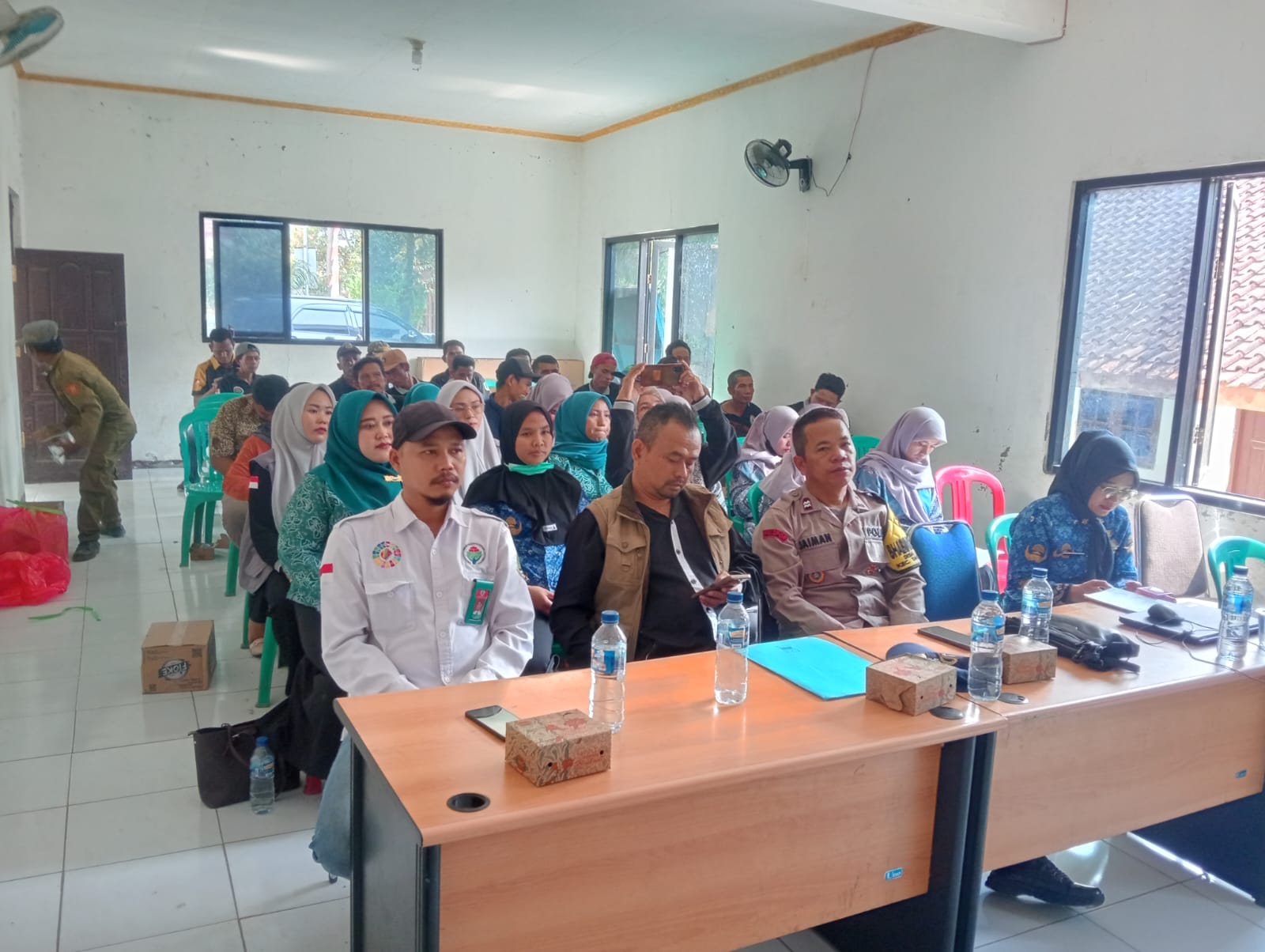 398e7175-66bc-4f92-b5a1-266d77102687