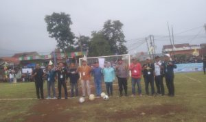 049e9bb8-c55a-427f-8195-30a9e840533d