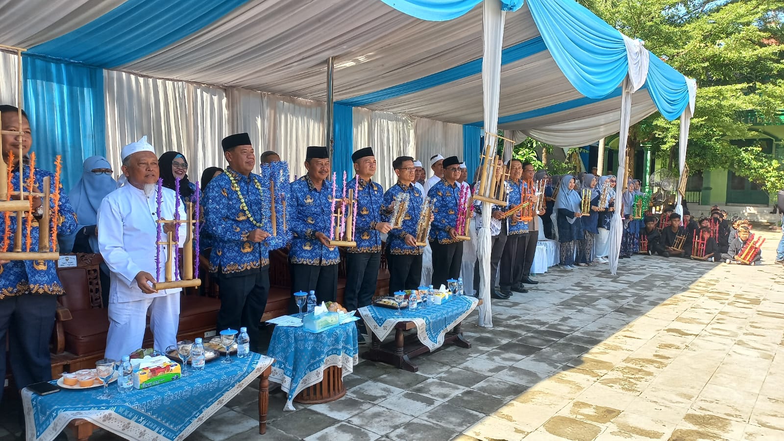 997fc10f-607f-494a-8cfe-e67309fcf36d