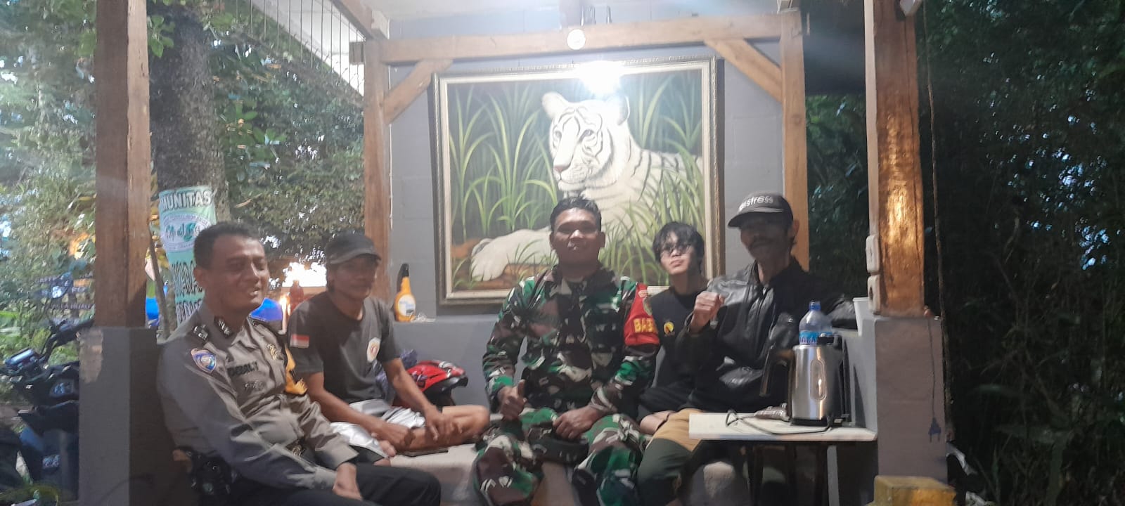 2cbc403c-eace-4a60-b2e7-6cf30b7573de